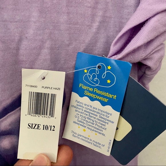 Disney Minnie Girl’s Lavender Nightgown Size 10/12 - Picture 4 of 6